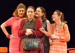 'Las bingueras de Eurípides' de Las niñas de Cádiz en el Teatro Quique San Francisco. Fotografía de Susana Martín